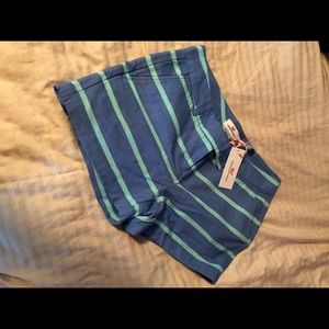 Vineyard Vines shorts